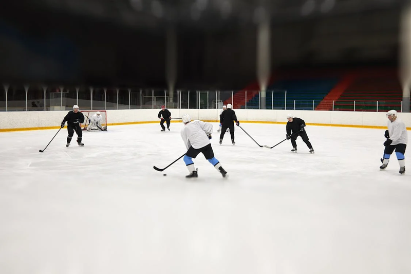 ice hockey players training