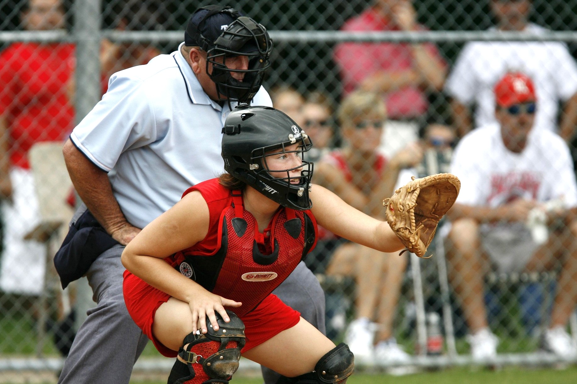 SGS - how to choose the right softball glove 3.jpg