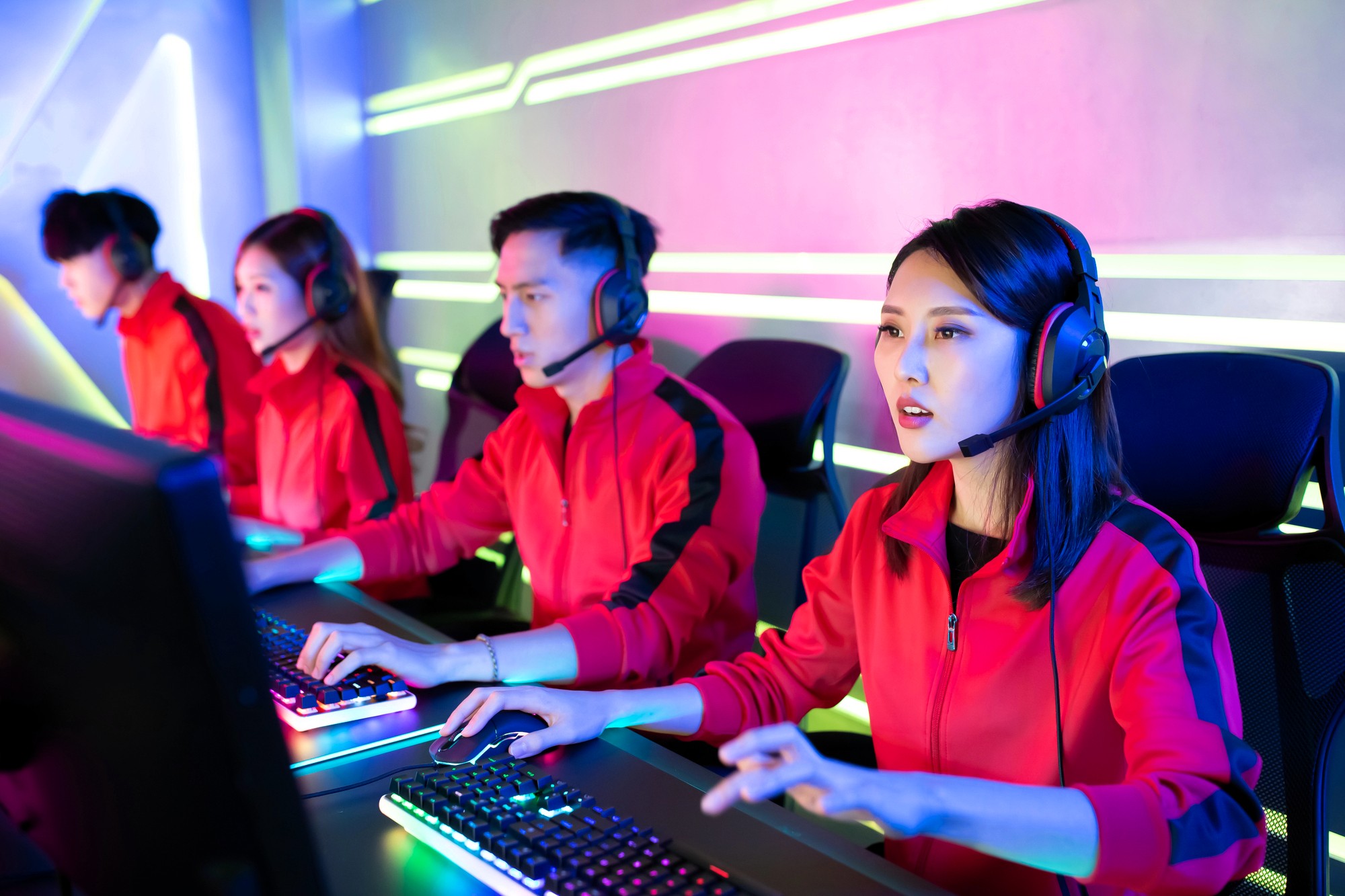 How to Join an Esports Team for Competitive Gamers