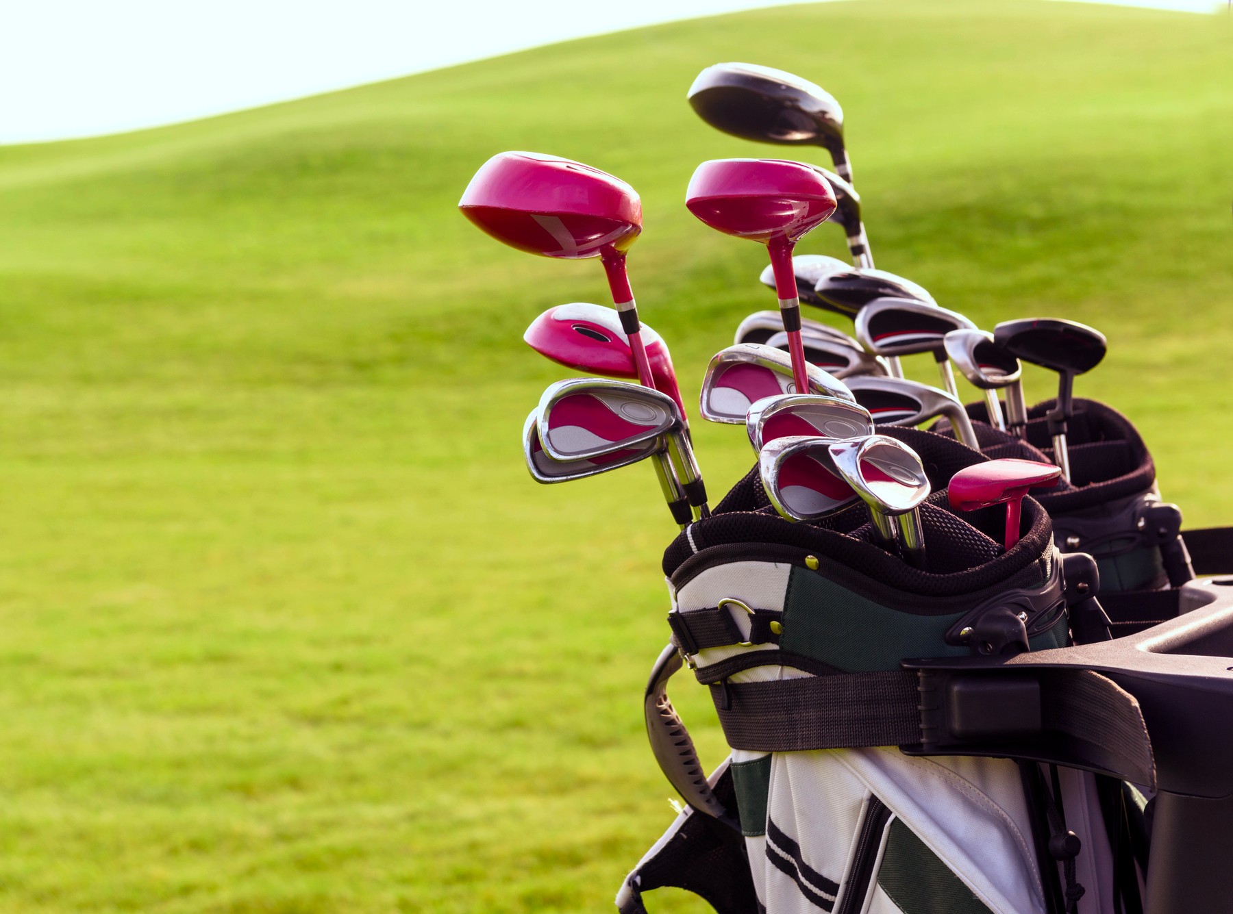 How to Choose Golf Clubs That Match Your Swing